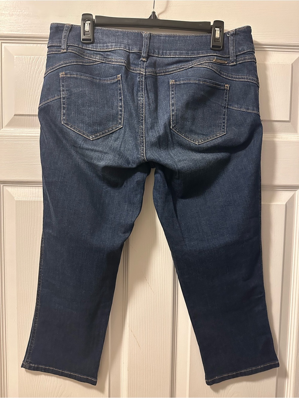 Women's SOHO Jeans Classic Dark Blue Curve Creator Crop Jeans - Size 10